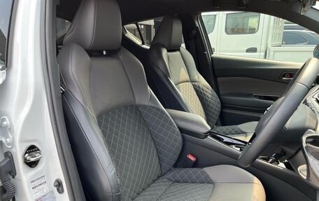 Toyota C-HR I рестайлинг, 2022 год, 1 969 000 рублей, 9 фотография