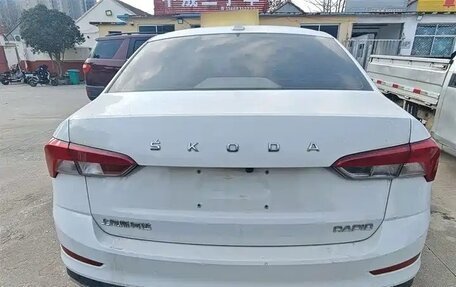 Skoda Rapid II, 2021 год, 1 290 000 рублей, 4 фотография