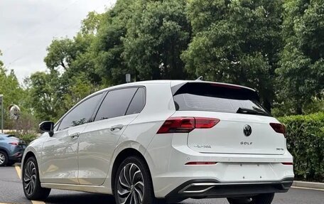 Volkswagen Golf VIII, 2021 год, 1 855 000 рублей, 11 фотография