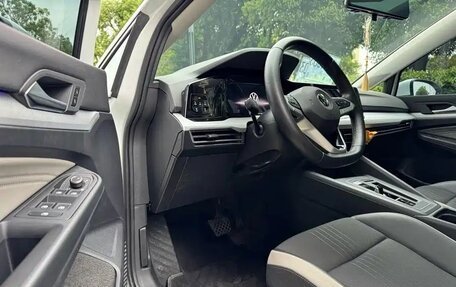 Volkswagen Golf VIII, 2021 год, 1 855 000 рублей, 12 фотография