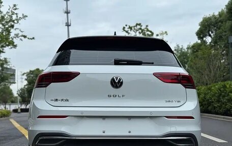 Volkswagen Golf VIII, 2021 год, 1 855 000 рублей, 17 фотография