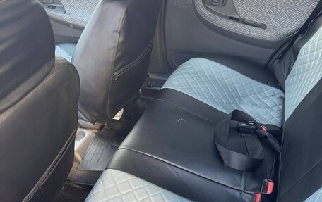 Daewoo Nexia I рестайлинг, 2002 год, 48 000 рублей, 11 фотография