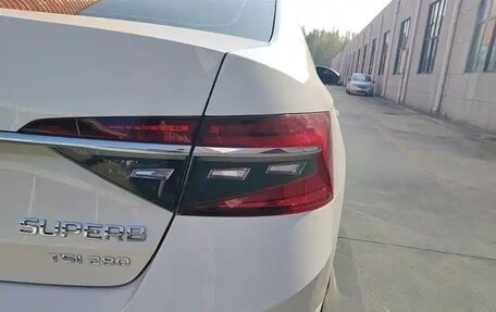 Skoda Superb III рестайлинг, 2021 год, 1 730 000 рублей, 7 фотография