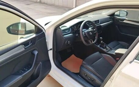 Skoda Superb III рестайлинг, 2021 год, 1 730 000 рублей, 15 фотография