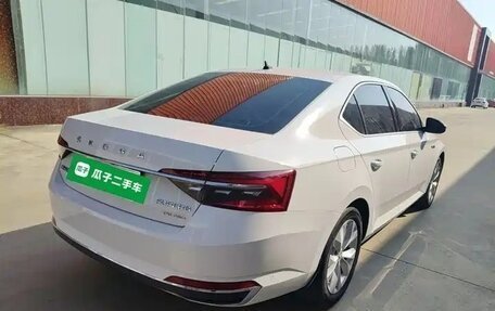 Skoda Superb III рестайлинг, 2021 год, 1 730 000 рублей, 6 фотография