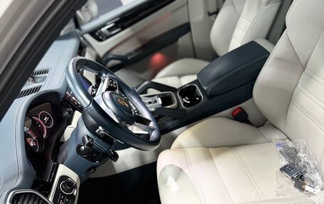 Porsche Cayenne III, 2021 год, 10 950 000 рублей, 7 фотография