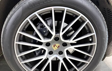 Porsche Cayenne III, 2021 год, 10 950 000 рублей, 13 фотография