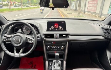 Mazda CX-4, 2022 год, 1 805 000 рублей, 7 фотография