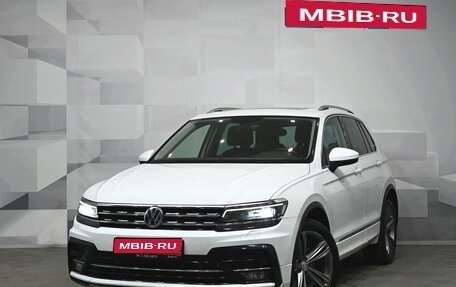 Volkswagen Tiguan II, 2018 год, 3 230 000 рублей, 1 фотография