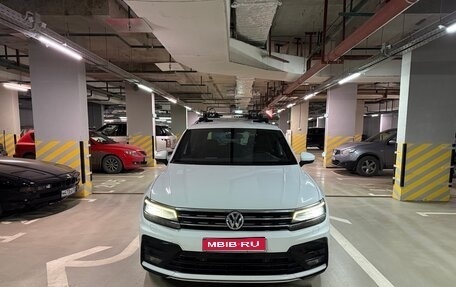 Volkswagen Tiguan II, 2018 год, 3 450 000 рублей, 1 фотография