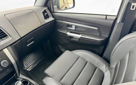 ЛуАЗ Patriot, 2024 год, 1 780 000 рублей, 13 фотография