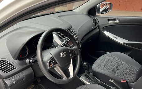 Hyundai Solaris II рестайлинг, 2016 год, 1 100 000 рублей, 9 фотография