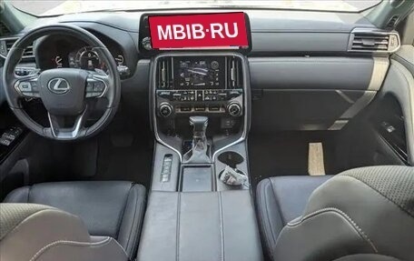 Lexus LX, 2024 год, 13 400 000 рублей, 14 фотография