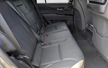 Lexus LX, 2024 год, 13 400 000 рублей, 16 фотография