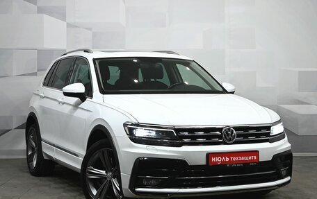 Volkswagen Tiguan II, 2018 год, 3 230 000 рублей, 3 фотография