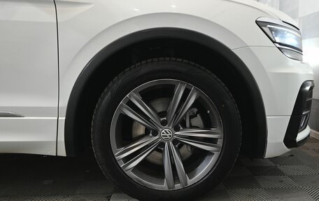 Volkswagen Tiguan II, 2018 год, 3 230 000 рублей, 13 фотография