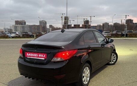 Hyundai Solaris II рестайлинг, 2012 год, 800 000 рублей, 2 фотография