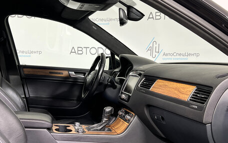 Volkswagen Touareg III, 2012 год, 1 697 000 рублей, 10 фотография