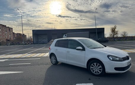 Volkswagen Golf VI, 2010 год, 900 000 рублей, 4 фотография