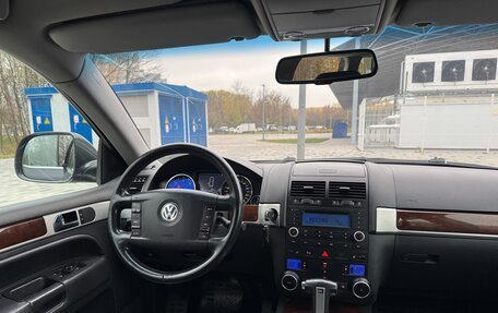 Volkswagen Touareg III, 2008 год, 1 130 000 рублей, 16 фотография