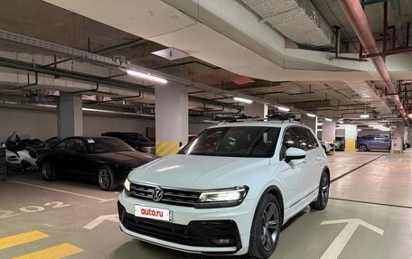 Volkswagen Tiguan II, 2018 год, 3 450 000 рублей, 2 фотография