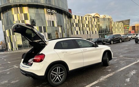 Mercedes-Benz GLA, 2019 год, 2 600 000 рублей, 11 фотография