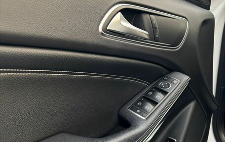 Mercedes-Benz GLA, 2019 год, 2 600 000 рублей, 16 фотография