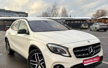 Mercedes-Benz GLA, 2019 год, 2 600 000 рублей, 12 фотография
