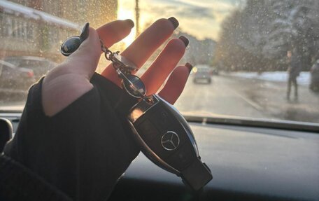 Mercedes-Benz GLA, 2019 год, 2 600 000 рублей, 30 фотография