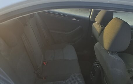 Volkswagen Jetta VI, 2018 год, 1 600 000 рублей, 11 фотография