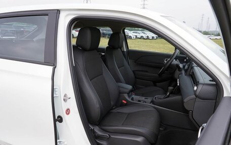 Honda Vezel, 2025 год, 2 115 000 рублей, 20 фотография