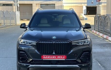 BMW X7, 2019 год, 8 800 000 рублей, 3 фотография