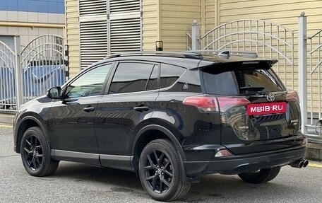 Toyota RAV4, 2019 год, 2 400 000 рублей, 7 фотография