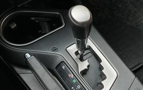 Toyota RAV4, 2019 год, 2 400 000 рублей, 21 фотография