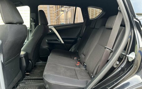 Toyota RAV4, 2019 год, 2 400 000 рублей, 22 фотография