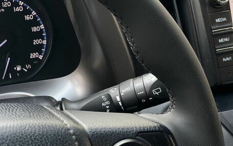 Toyota RAV4, 2019 год, 2 400 000 рублей, 20 фотография