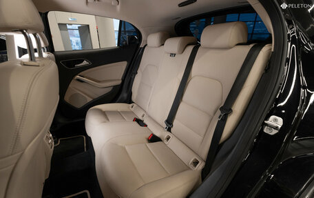 Mercedes-Benz GLA, 2018 год, 2 750 150 рублей, 13 фотография