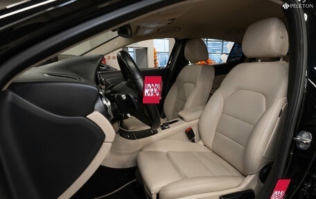 Mercedes-Benz GLA, 2018 год, 2 750 150 рублей, 10 фотография