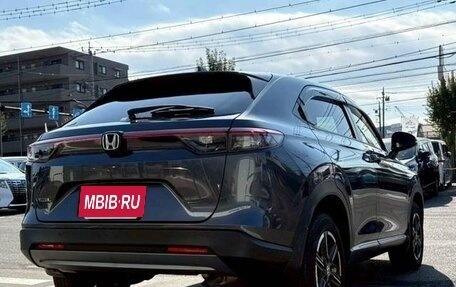 Honda Vezel, 2022 год, 2 350 000 рублей, 4 фотография