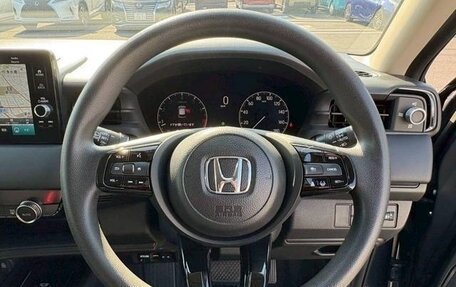 Honda Vezel, 2022 год, 2 350 000 рублей, 12 фотография