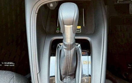 Honda Vezel, 2022 год, 2 350 000 рублей, 15 фотография