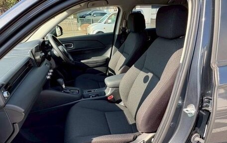 Honda Vezel, 2022 год, 2 350 000 рублей, 16 фотография