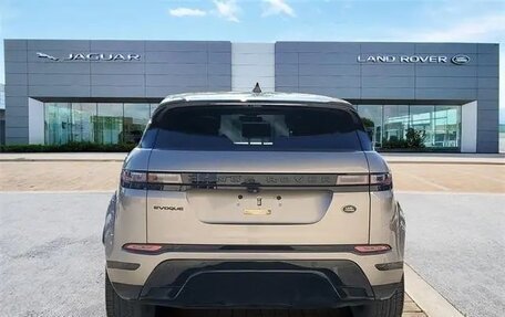 Land Rover Range Rover Evoque II, 2023 год, 5 100 000 рублей, 6 фотография