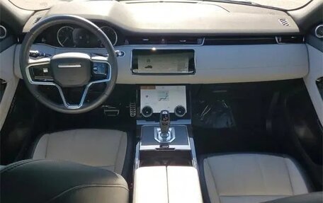 Land Rover Range Rover Evoque II, 2023 год, 5 100 000 рублей, 16 фотография