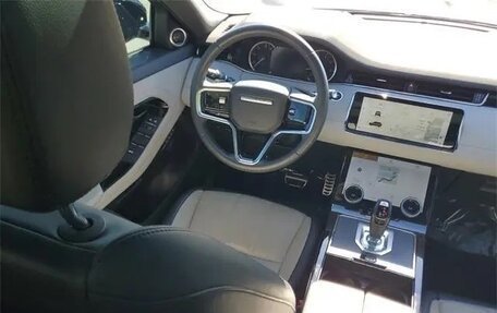 Land Rover Range Rover Evoque II, 2023 год, 5 100 000 рублей, 18 фотография