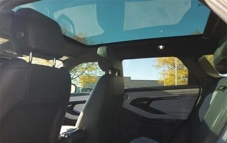 Land Rover Range Rover Evoque II, 2023 год, 5 100 000 рублей, 15 фотография