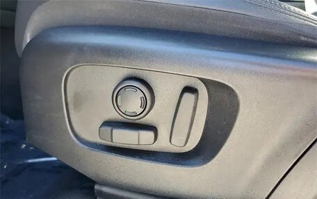 Land Rover Range Rover Evoque II, 2023 год, 5 100 000 рублей, 21 фотография