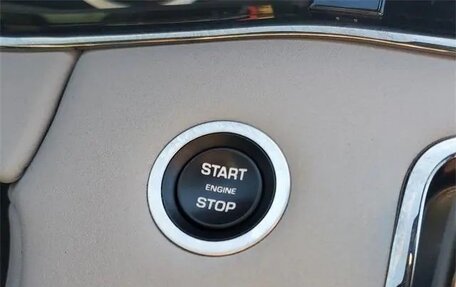 Land Rover Range Rover Evoque II, 2023 год, 5 100 000 рублей, 28 фотография