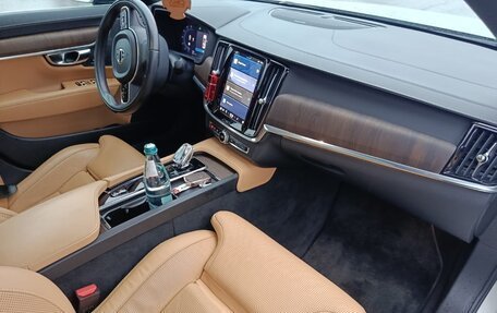 Volvo S90 II рестайлинг, 2021 год, 4 050 000 рублей, 4 фотография