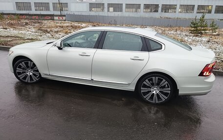 Volvo S90 II рестайлинг, 2021 год, 4 050 000 рублей, 2 фотография